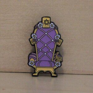 Loungefly Disney Princess Thrones Pin - Rapunzel